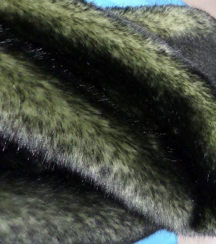 Sonderstoff - franz. Webfell, grünschwarz gespitzt, ca. 35 mm Flor, 0,55 x 0,70 m
